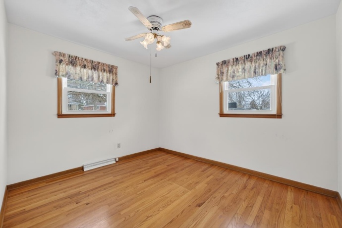 3507 Packard, ROCKFORD, Illinois 61101, 3 Bedrooms Bedrooms, ,2 BathroomsBathrooms,House,For Sale,Packard,202601481