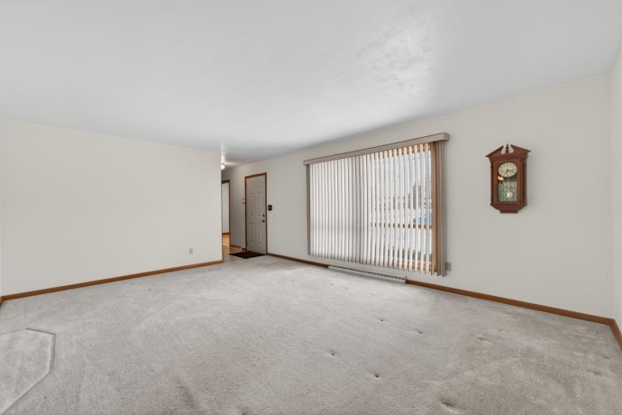 3507 Packard, ROCKFORD, Illinois 61101, 3 Bedrooms Bedrooms, ,2 BathroomsBathrooms,House,For Sale,Packard,202601481