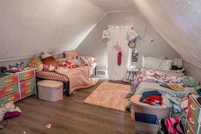 1126 16th, ROCKFORD, Illinois 61104, ,2 Units,For Sale,16th,202601485