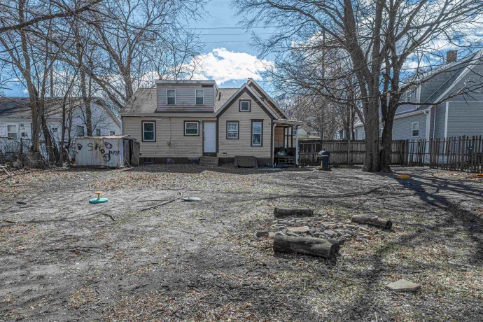 1126 16th, ROCKFORD, Illinois 61104, ,2 Units,For Sale,16th,202601485