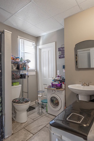 1126 16th, ROCKFORD, Illinois 61104, ,2 Units,For Sale,16th,202601485