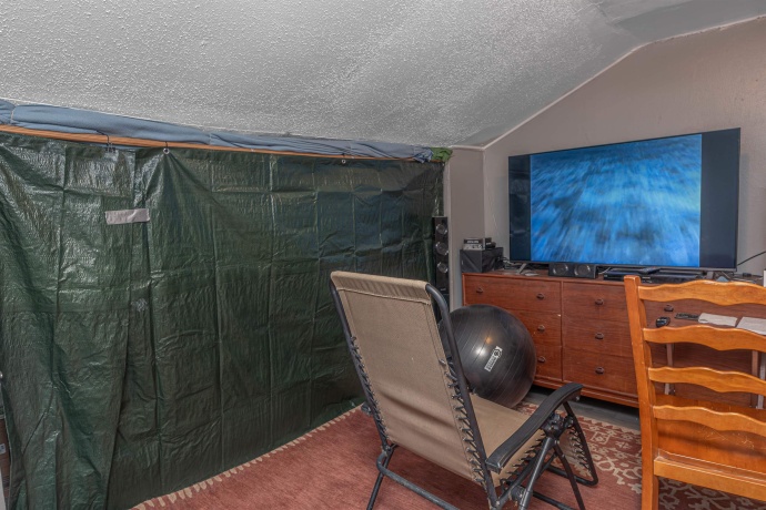 2916 Sewell, ROCKFORD, Illinois 61109, ,3 - 4 Units,For Sale,Sewell,202601486