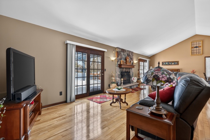 6843 Red Oak, GARDEN PRAIRIE, Illinois 61038, 3 Bedrooms Bedrooms, ,3 BathroomsBathrooms,House,For Sale,Red Oak,202601488