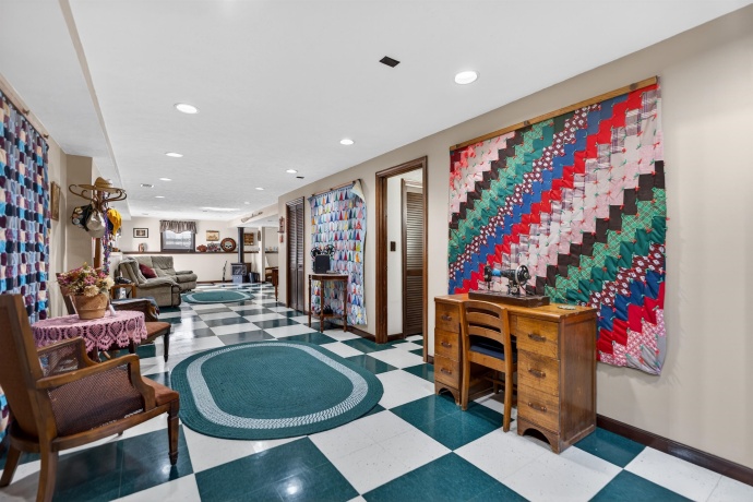 6843 Red Oak, GARDEN PRAIRIE, Illinois 61038, 3 Bedrooms Bedrooms, ,3 BathroomsBathrooms,House,For Sale,Red Oak,202601488