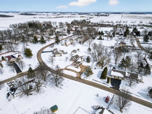 6843 Red Oak, GARDEN PRAIRIE, Illinois 61038, 3 Bedrooms Bedrooms, ,3 BathroomsBathrooms,House,For Sale,Red Oak,202601488