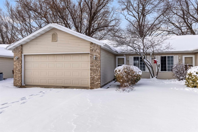 6792 Audree Lane, LOVES PARK, Illinois 61111, 2 Bedrooms Bedrooms, ,1 BathroomBathrooms,Condominium,For Sale,Audree Lane,202601494