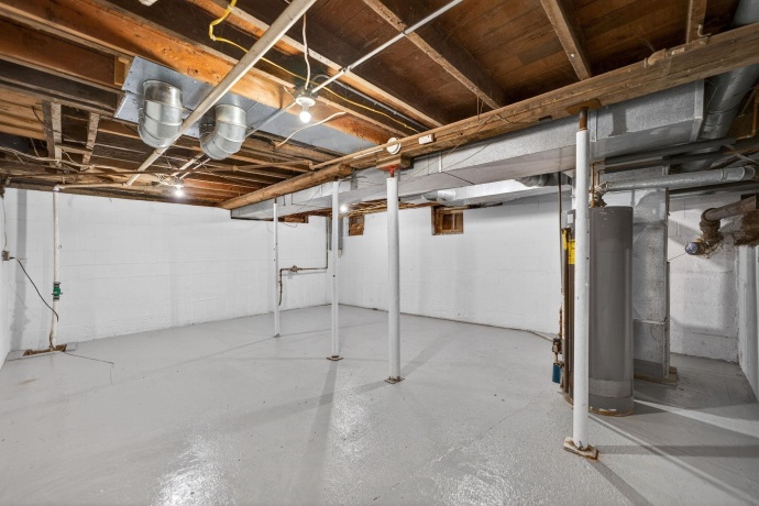 406 LAUREL, BELVIDERE, Illinois 61008, 3 Bedrooms Bedrooms, ,2 BathroomsBathrooms,House,For Sale,LAUREL,202601495