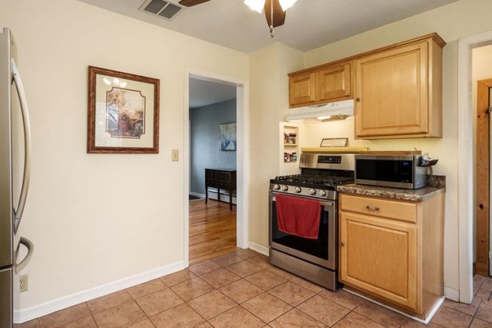 6125 John, LOVES PARK, Illinois 61111, 3 Bedrooms Bedrooms, ,1 BathroomBathrooms,House,For Sale,John,202601497