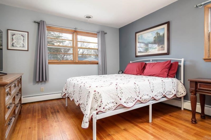 6125 John, LOVES PARK, Illinois 61111, 3 Bedrooms Bedrooms, ,1 BathroomBathrooms,House,For Sale,John,202601497