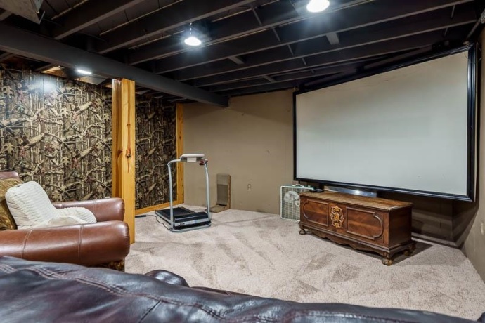 6125 John, LOVES PARK, Illinois 61111, 3 Bedrooms Bedrooms, ,1 BathroomBathrooms,House,For Sale,John,202601497