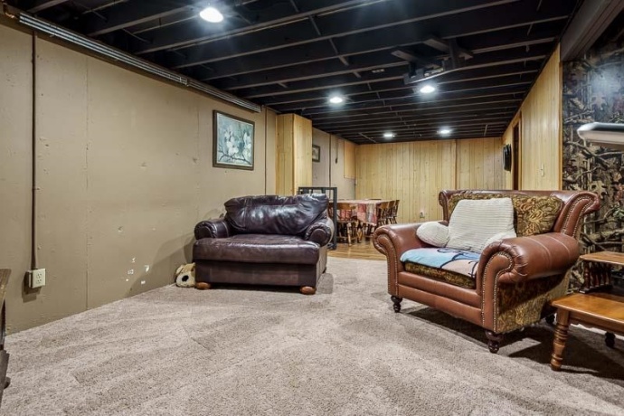 6125 John, LOVES PARK, Illinois 61111, 3 Bedrooms Bedrooms, ,1 BathroomBathrooms,House,For Sale,John,202601497