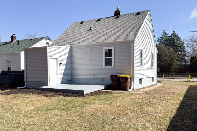 2817 9th, ROCKFORD, Illinois 61109, 3 Bedrooms Bedrooms, ,2 BathroomsBathrooms,House,For Sale,9th,202601498