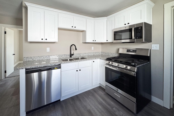 2817 9th, ROCKFORD, Illinois 61109, 3 Bedrooms Bedrooms, ,2 BathroomsBathrooms,House,For Sale,9th,202601498