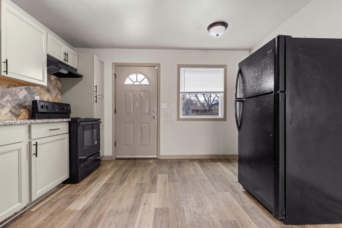 30 Gilbert Ter, MACHESNEY PARK, Illinois 61115, 3 Bedrooms Bedrooms, ,1 BathroomBathrooms,House,For Sale,Gilbert Ter,202601502