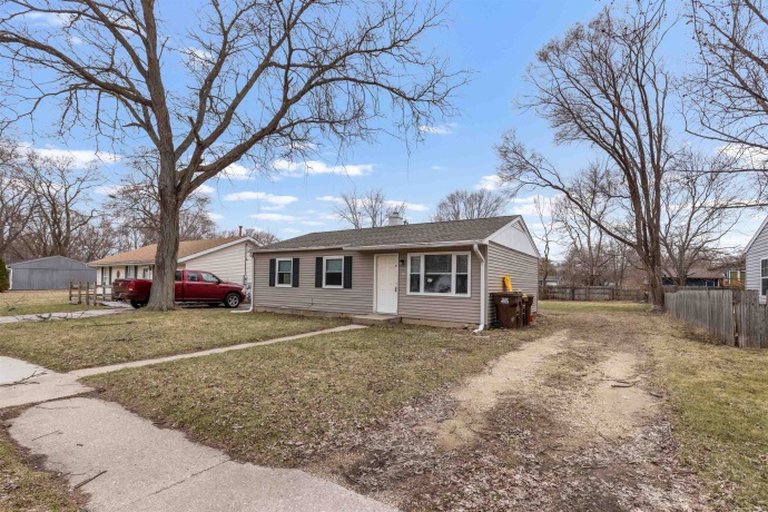 30 Gilbert Ter, MACHESNEY PARK, Illinois 61115, 3 Bedrooms Bedrooms, ,1 BathroomBathrooms,House,For Sale,Gilbert Ter,202601502