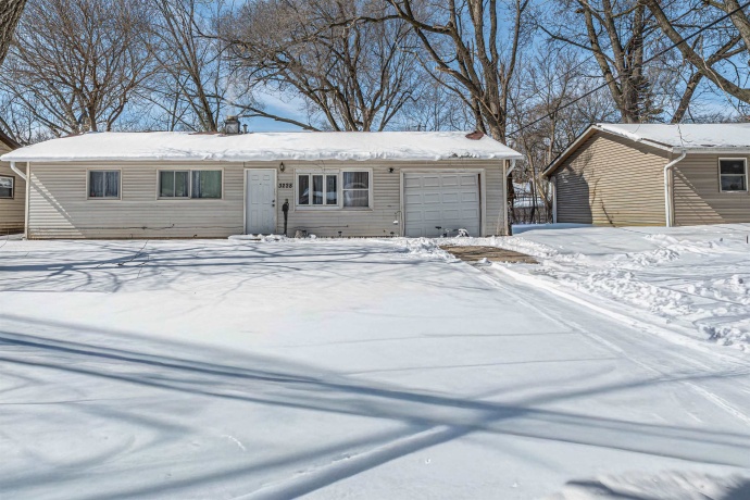 3228 Idlewood, ROCKFORD, Illinois 61101, 3 Bedrooms Bedrooms, ,1 BathroomBathrooms,House,For Sale,Idlewood,202601503
