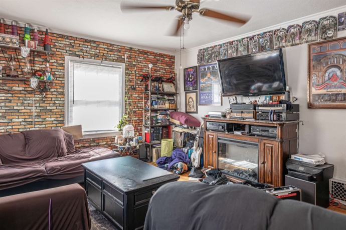 1524 Virginia, ROCKFORD, Illinois 61101, 2 Bedrooms Bedrooms, ,1 BathroomBathrooms,House,For Sale,Virginia,202601504