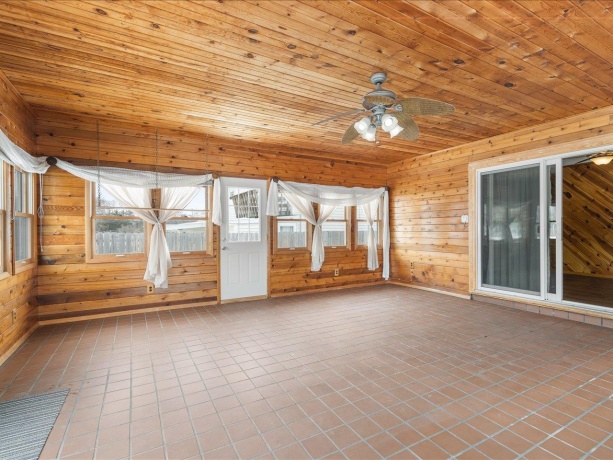 590 Brentwood, MACHESNEY PARK, Illinois 61115, 3 Bedrooms Bedrooms, ,2 BathroomsBathrooms,House,For Sale,Brentwood,202601505