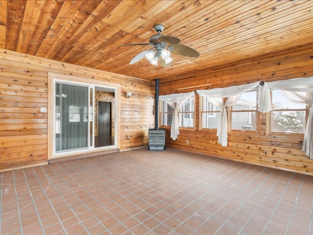 590 Brentwood, MACHESNEY PARK, Illinois 61115, 3 Bedrooms Bedrooms, ,2 BathroomsBathrooms,House,For Sale,Brentwood,202601505