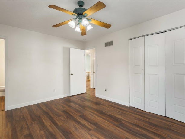 590 Brentwood, MACHESNEY PARK, Illinois 61115, 3 Bedrooms Bedrooms, ,2 BathroomsBathrooms,House,For Sale,Brentwood,202601505