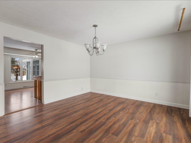 590 Brentwood, MACHESNEY PARK, Illinois 61115, 3 Bedrooms Bedrooms, ,2 BathroomsBathrooms,House,For Sale,Brentwood,202601505