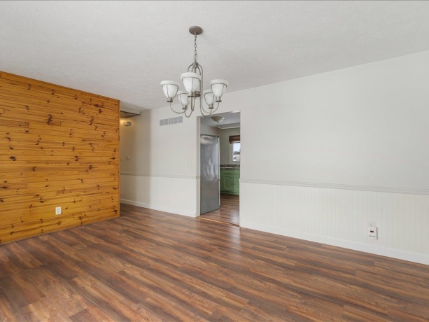 590 Brentwood, MACHESNEY PARK, Illinois 61115, 3 Bedrooms Bedrooms, ,2 BathroomsBathrooms,House,For Sale,Brentwood,202601505