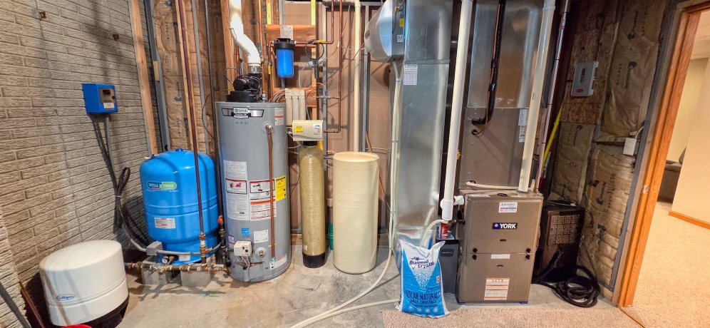 1-11 GRANDVIEW, LAKE CARROLL, Illinois 61046, 4 Bedrooms Bedrooms, ,3 BathroomsBathrooms,House,For Sale,GRANDVIEW,202601506