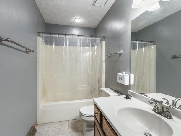 6376 Grassridge, ROCKFORD, Illinois 61108, 4 Bedrooms Bedrooms, ,2 BathroomsBathrooms,House,For Sale,Grassridge,202601507