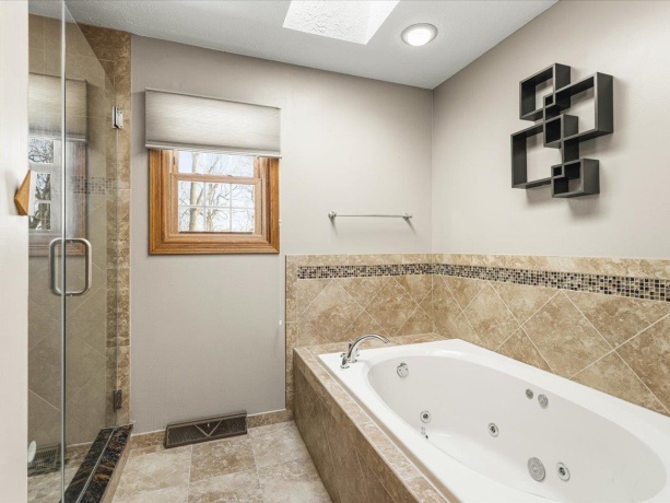 6376 Grassridge, ROCKFORD, Illinois 61108, 4 Bedrooms Bedrooms, ,2 BathroomsBathrooms,House,For Sale,Grassridge,202601507