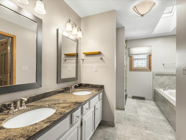 6376 Grassridge, ROCKFORD, Illinois 61108, 4 Bedrooms Bedrooms, ,2 BathroomsBathrooms,House,For Sale,Grassridge,202601507