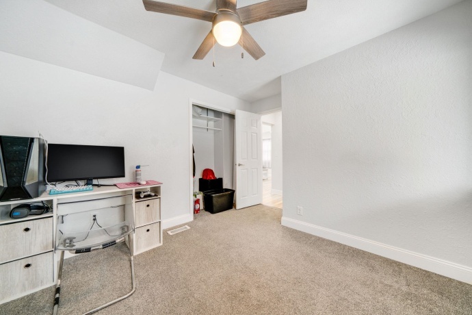 7637 Rogers, MACHESNEY PARK, Illinois 61115, 3 Bedrooms Bedrooms, ,2 BathroomsBathrooms,House,For Sale,Rogers,202601508