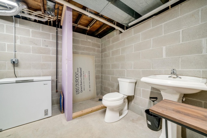 7637 Rogers, MACHESNEY PARK, Illinois 61115, 3 Bedrooms Bedrooms, ,2 BathroomsBathrooms,House,For Sale,Rogers,202601508