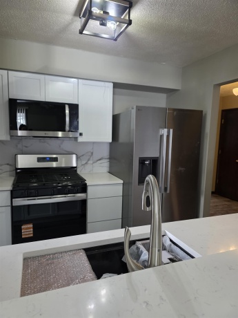 809 Nassau, ROCKFORD, Illinois 61107, 2 Bedrooms Bedrooms, ,2 BathroomsBathrooms,House,For Sale,Nassau,202601510