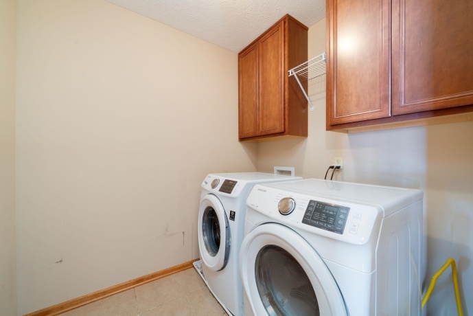 8451 Mitchell, MACHESNEY PARK, Illinois 61115, 4 Bedrooms Bedrooms, ,2 BathroomsBathrooms,House,For Sale,Mitchell,202601512