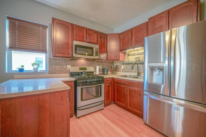 334 14th, ROCHELLE, Illinois 61068, 3 Bedrooms Bedrooms, ,2 BathroomsBathrooms,House,For Sale,14th,202601515