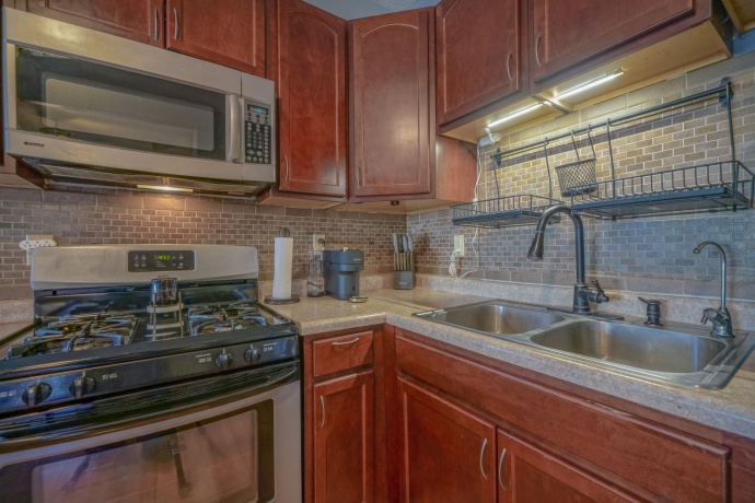 334 14th, ROCHELLE, Illinois 61068, 3 Bedrooms Bedrooms, ,2 BathroomsBathrooms,House,For Sale,14th,202601515