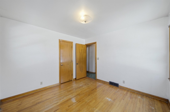 313 Lincoln, MOUNT MORRIS, Illinois 61054, 2 Bedrooms Bedrooms, ,1 BathroomBathrooms,House,For Sale,Lincoln,202601516