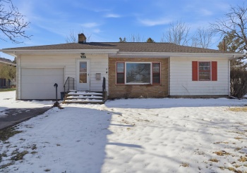 313 Lincoln, MOUNT MORRIS, Illinois 61054, 2 Bedrooms Bedrooms, ,1 BathroomBathrooms,House,For Sale,Lincoln,202601516