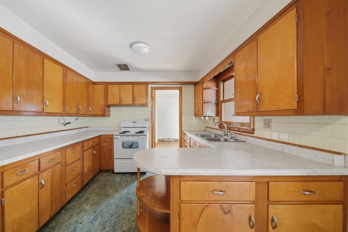 313 Lincoln, MOUNT MORRIS, Illinois 61054, 2 Bedrooms Bedrooms, ,1 BathroomBathrooms,House,For Sale,Lincoln,202601516