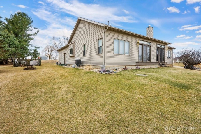 17-130 Edgewater, LAKE CARROLL, Illinois 61046, 3 Bedrooms Bedrooms, ,2 BathroomsBathrooms,House,For Sale,Edgewater,202601520