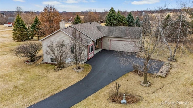 17-130 Edgewater, LAKE CARROLL, Illinois 61046, 3 Bedrooms Bedrooms, ,2 BathroomsBathrooms,House,For Sale,Edgewater,202601520