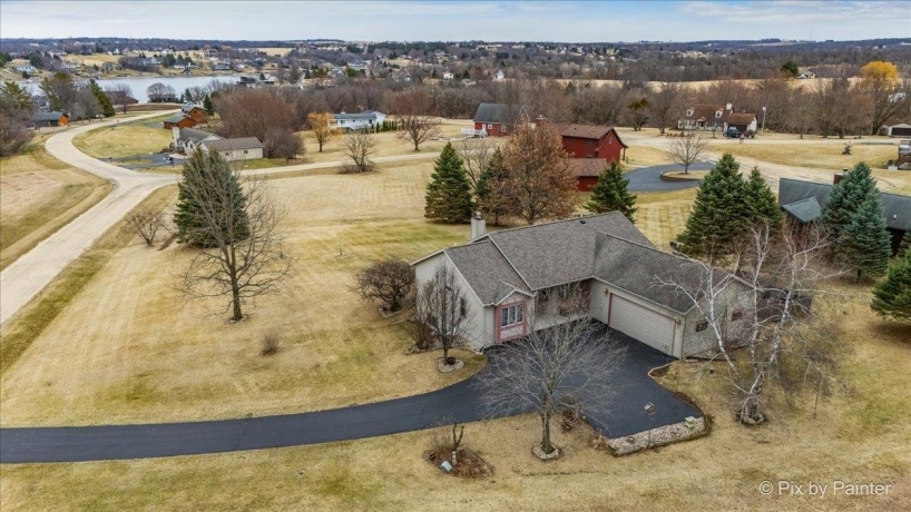 17-130 Edgewater, LAKE CARROLL, Illinois 61046, 3 Bedrooms Bedrooms, ,2 BathroomsBathrooms,House,For Sale,Edgewater,202601520