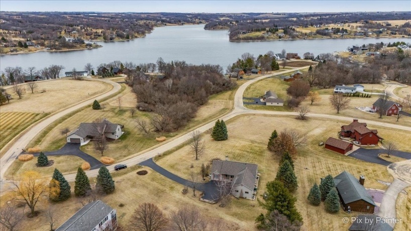 17-130 Edgewater, LAKE CARROLL, Illinois 61046, 3 Bedrooms Bedrooms, ,2 BathroomsBathrooms,House,For Sale,Edgewater,202601520