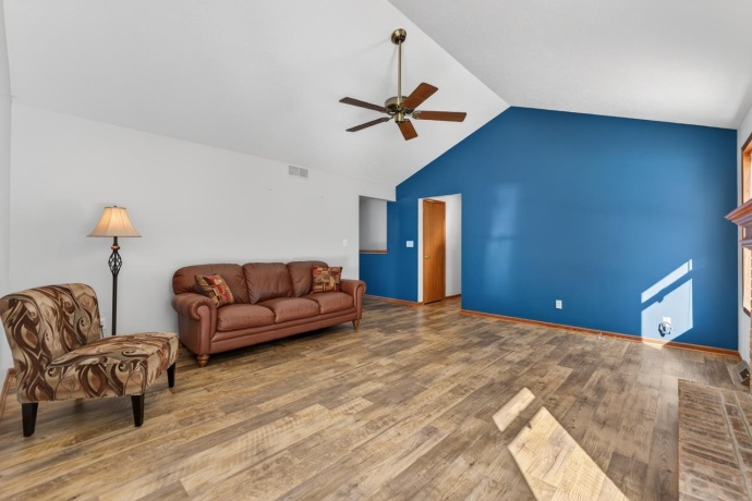 5815 Candover, LOVES PARK, Illinois 61111, 3 Bedrooms Bedrooms, ,2 BathroomsBathrooms,House,For Sale,Candover,202601524