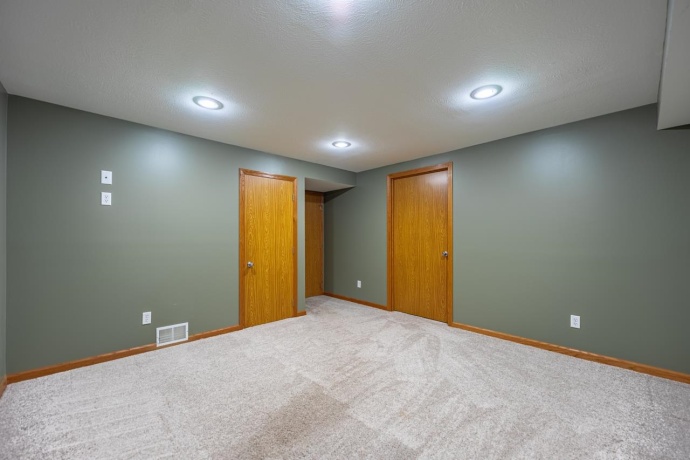 5815 Candover, LOVES PARK, Illinois 61111, 3 Bedrooms Bedrooms, ,2 BathroomsBathrooms,House,For Sale,Candover,202601524