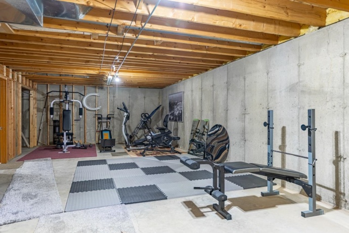 5815 Candover, LOVES PARK, Illinois 61111, 3 Bedrooms Bedrooms, ,2 BathroomsBathrooms,House,For Sale,Candover,202601524