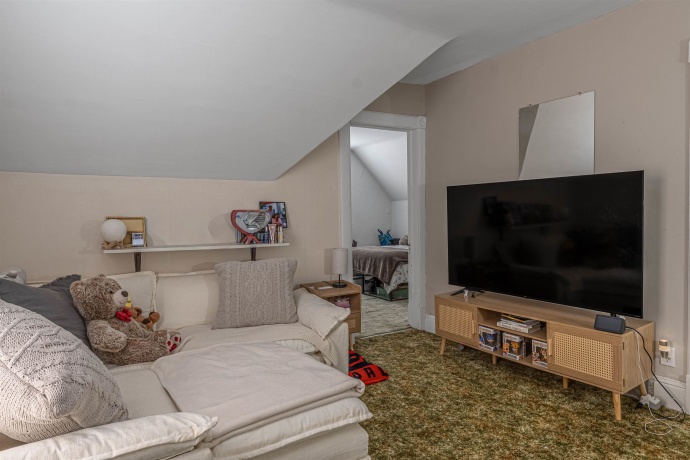 1618 Evergreen, ROCKFORD, Illinois 61101, 3 Bedrooms Bedrooms, ,1 BathroomBathrooms,House,For Sale,Evergreen,202601525