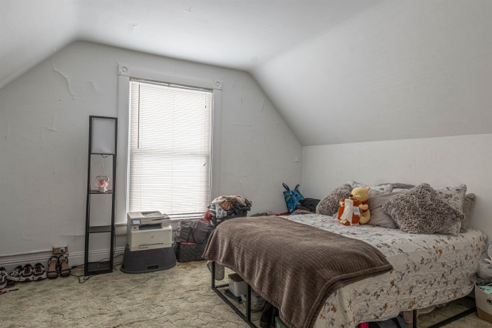 1618 Evergreen, ROCKFORD, Illinois 61101, 3 Bedrooms Bedrooms, ,1 BathroomBathrooms,House,For Sale,Evergreen,202601525