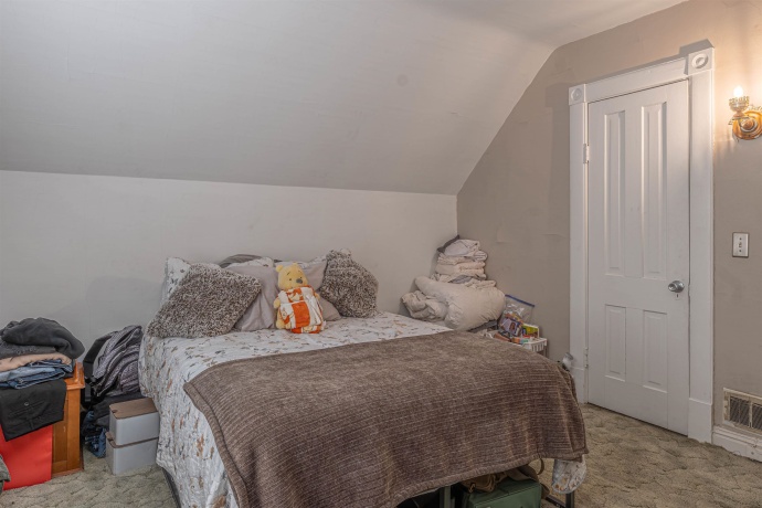 1618 Evergreen, ROCKFORD, Illinois 61101, 3 Bedrooms Bedrooms, ,1 BathroomBathrooms,House,For Sale,Evergreen,202601525