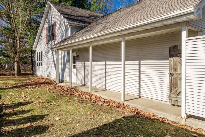 313 GENOA, CHERRY VALLEY, Illinois 61016, ,3 - 4 Units,For Sale,GENOA,202601526